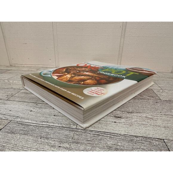 41067. Weight Watchers One Pot Cookbook 2012 HCDJ WW Recipes - Yum! - Picture 13 of 16